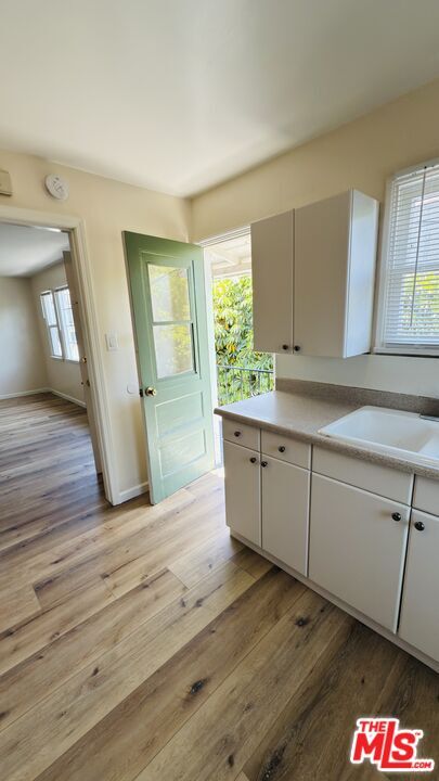 Foto del edificio - 383 Redondo Ave