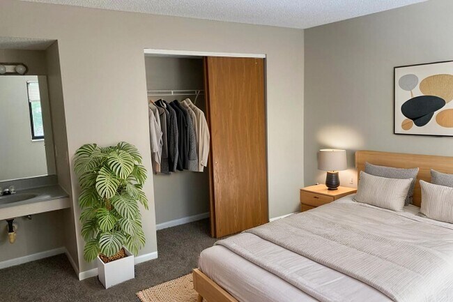 2 dormitorios, un baño - Harbour Cove Apartments