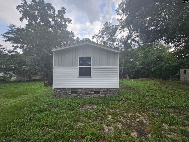 Foto del edificio - 4012 Mineral Springs Rd