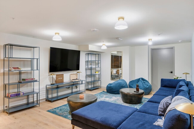 Lux Common Areas - SF House