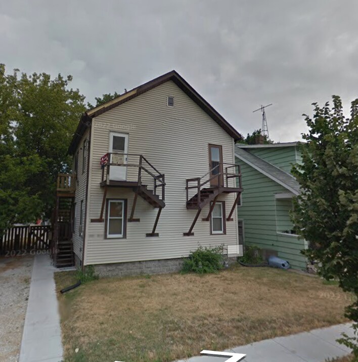 1626 59th St Unit 3, Kenosha, WI 53140 Room for Rent in Kenosha, WI