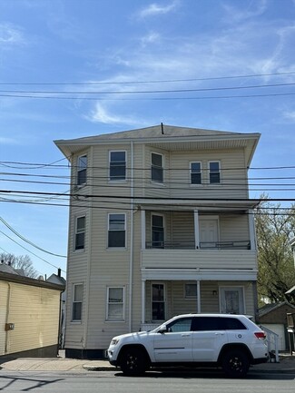 Building Photo - 539 Washington St
