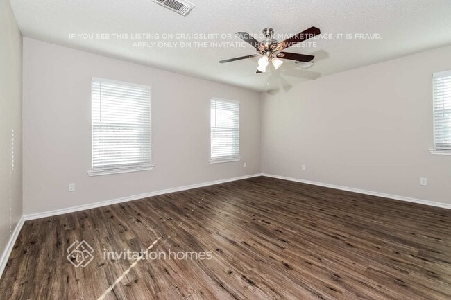Building Photo - 311 Woodard St