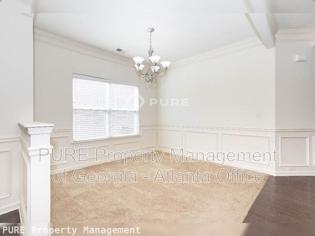 Building Photo - 840 Pine Arbor Ln