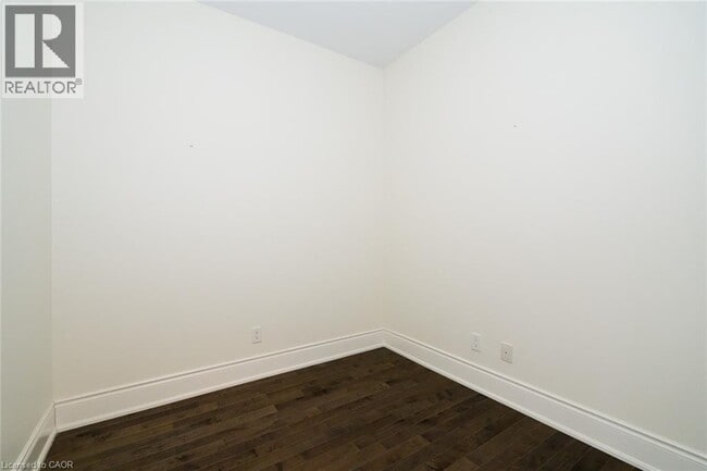 Building Photo - 1717 Avenue Rd