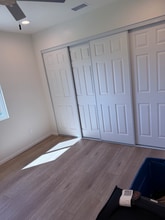 Building Photo - 2214 Finch Ln