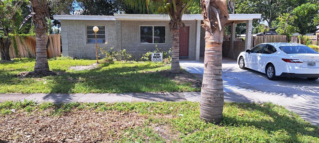 Foto del edificio - 3700 Jackson Blvd