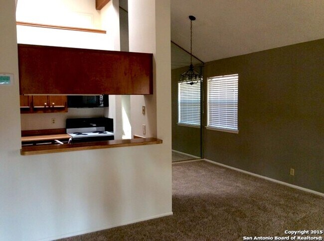 Foto del edificio - Great Location! 2 Bedroom 2 Bath in Shavan...
