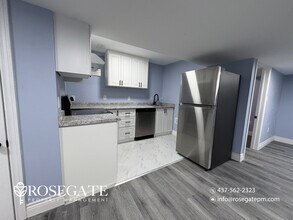 Building Photo - 260 Bethune Ave