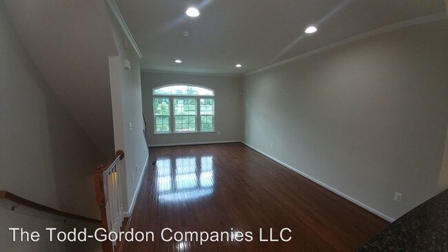Building Photo - 3807 Commodore Joshua Barney Dr NE