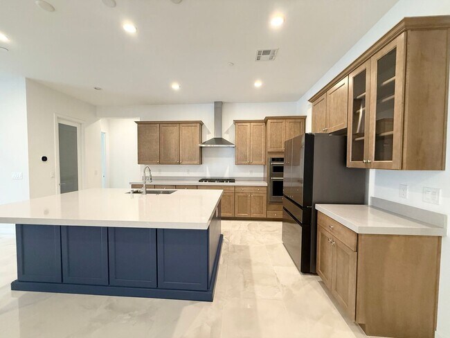 Foto del edificio - 3/BD 3/BA Modern Single-Story Home with Pr...