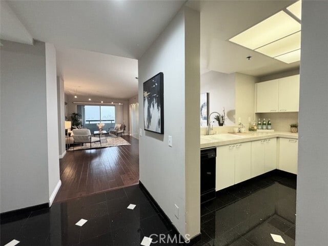 Foto del edificio - 525 E Seaside Way