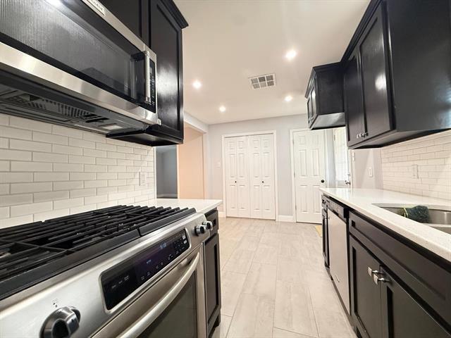 Foto del edificio - 1605 Crestridge Dr