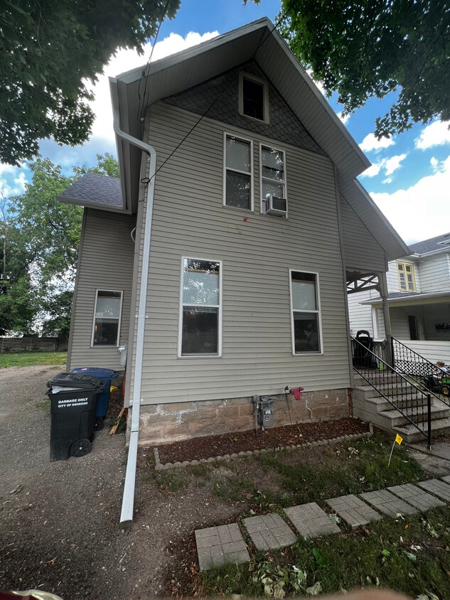 Primary Photo - 544 Jefferson St