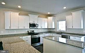 Building Photo - 1528 Witchhazel Cir