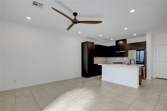 Building Photo - 230 Freeport Vw Pl