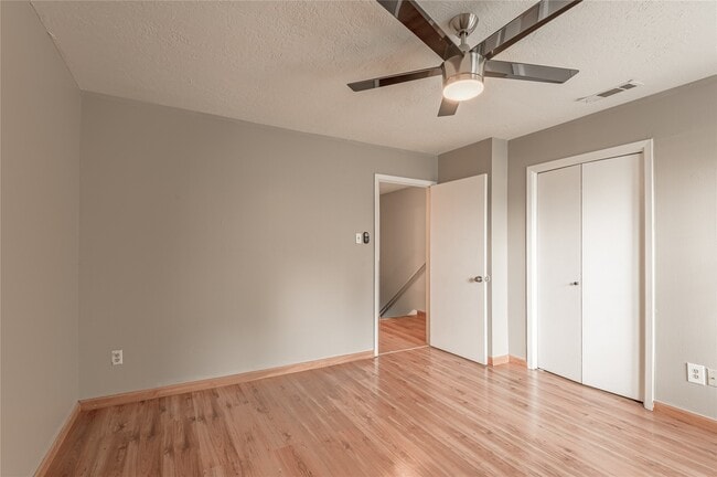 Building Photo - 2521 Crosstimbers Dr