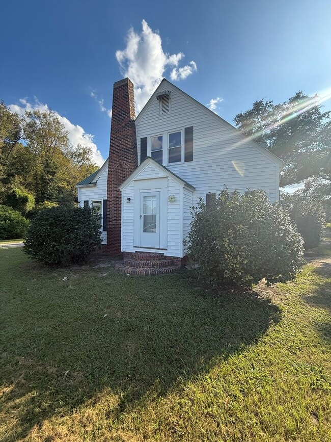 Building Photo - 8191 E Highway 19
