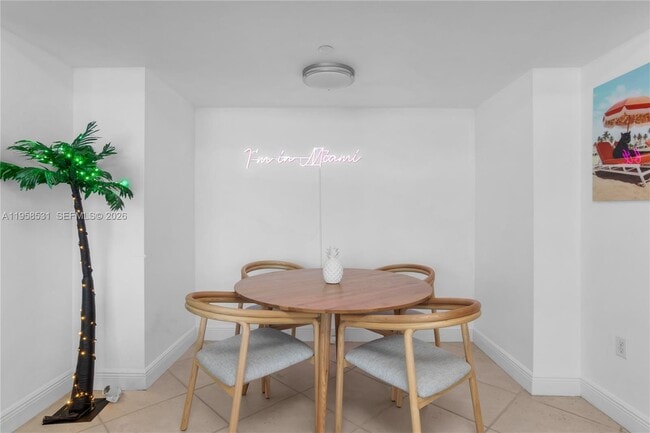 Building Photo - 1330 West Ave