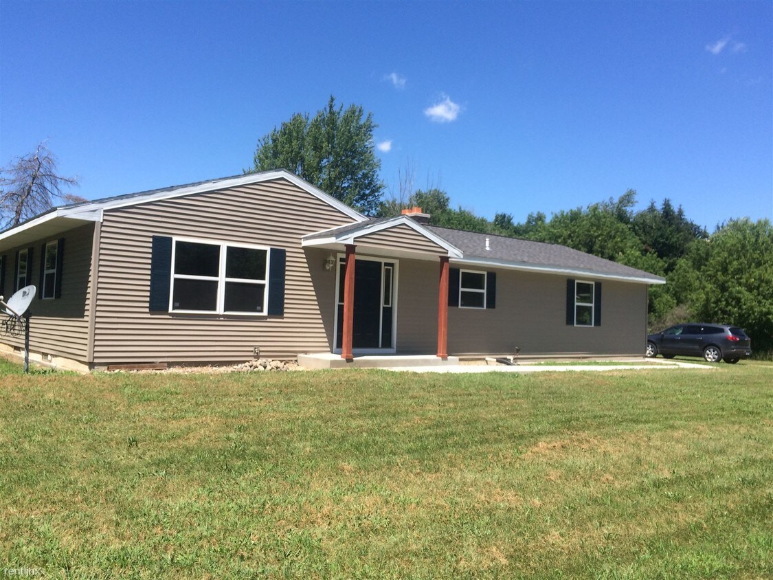 10595 Chandler Rd, Dewitt, MI 48820 House for Rent in Dewitt, MI
