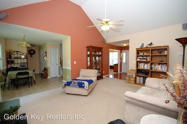 Building Photo - 3 br, 2 bath House - 103 Oak Tree Drive