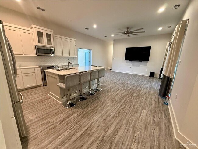 Foto del edificio - 25 Lago Washington