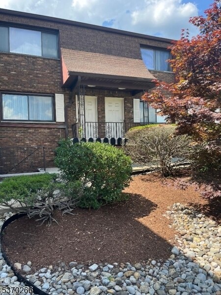 Foto principal - 478 Notch Rd