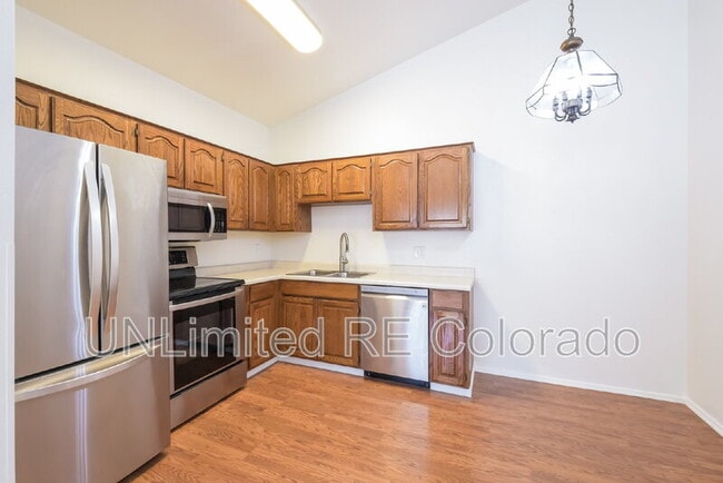 Building Photo - 9130 Osceola St