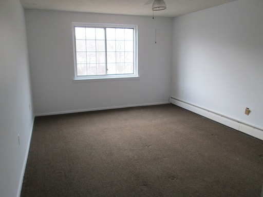 Building Photo - 6 Gayridge Rd