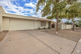 Building Photo - 1129 N 87th Pl
