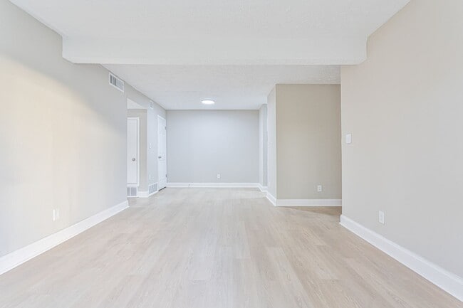 Interior Photo - The Eastern
