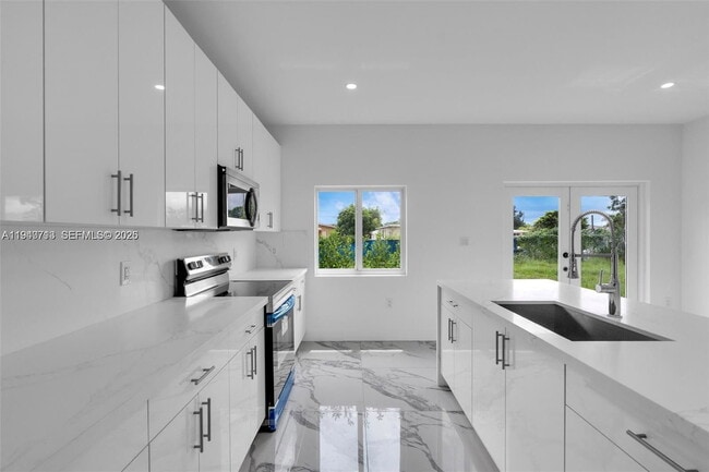 Photo - 11870 SW 220th St House