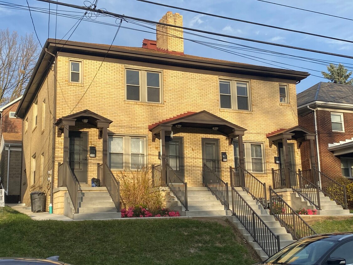 207 Castle Shannon Blvd Unit 207B, Pittsburgh, PA 15228 Apartments in
