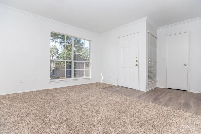 Foto del edificio - 1100 Graham Dr