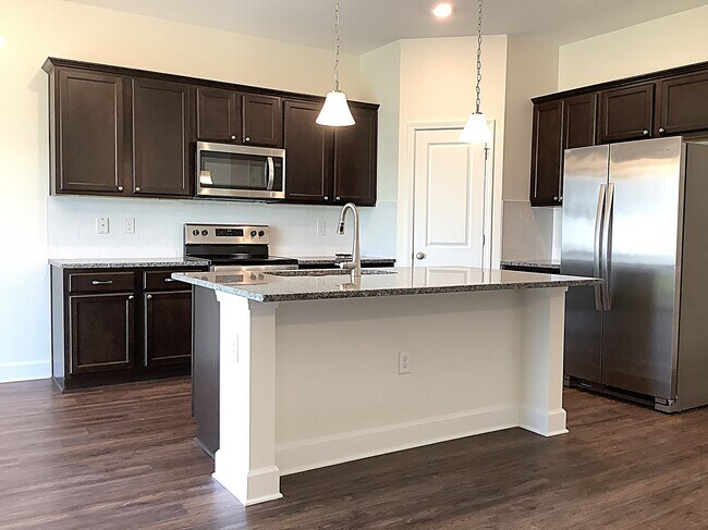 Building Photo - 4540 Reisswood Loop