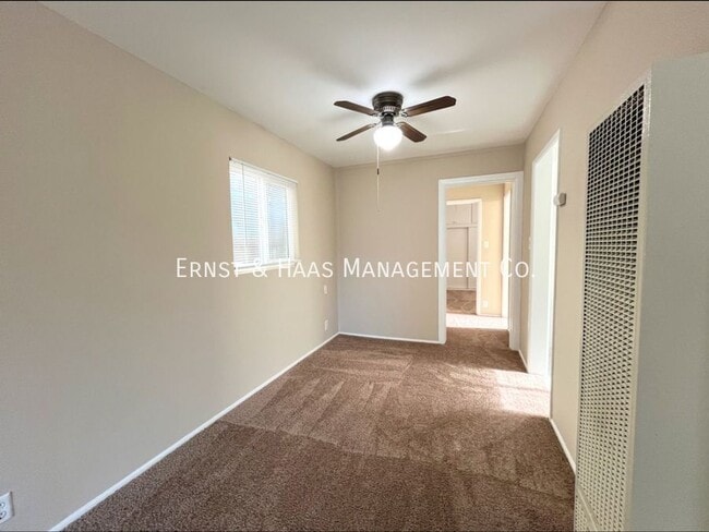 Foto del edificio - 510 Roycroft Ave