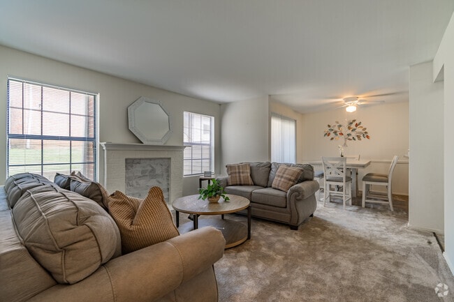 1 habitación, 1 baño - 700 pies cuadrados - Sala de estar - Landings At Winchester