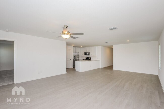 Foto del edificio - 2756 Mistwood Dr