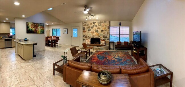 Foto del edificio - 6204 Turtle Point Dr