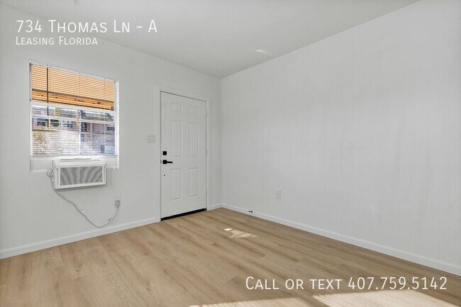 Building Photo - 734 Thomas Ln