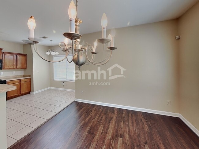 Building Photo - 6903 Grand Hickory Dr