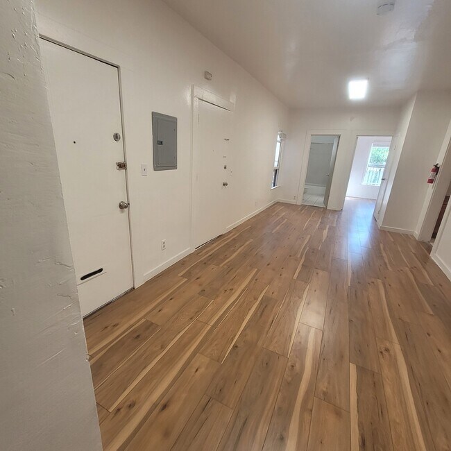 Foto del edificio - 635 10th St