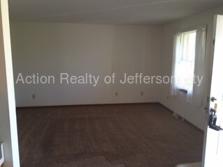 Building Photo - 2 bedroom, 2 bath, 2 car garage unit