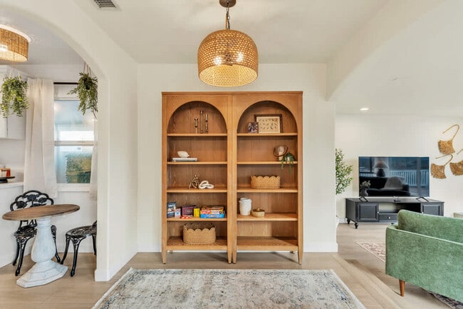 Foto del edificio - 4853 Twain Ave