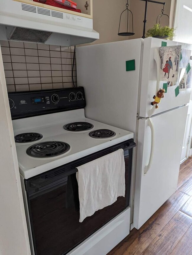 Foto del edificio - Cozy 1 Bedroom Home
