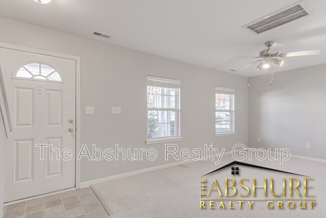 Foto del edificio - 5223 Malik Dr