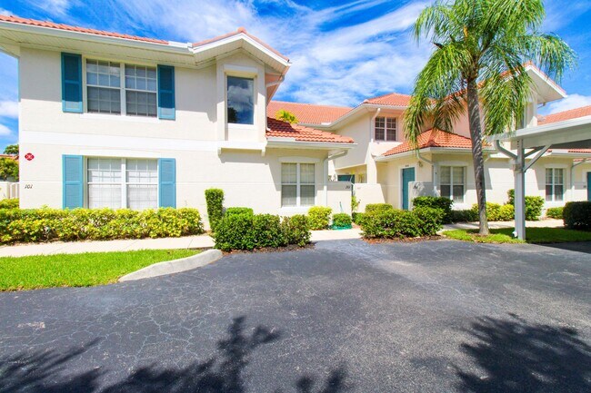 Foto del edificio - ** 2/2 FIRST FLOOR GEM ** LAKEVIEW AT CARLTON LAKES ** READY FOR AUGUST 2024 - JANUARY 31, 2027 A...