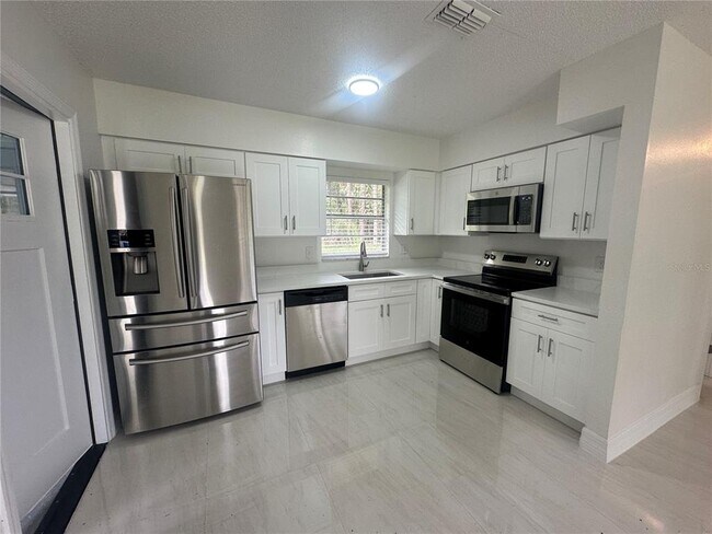 Foto del edificio - 25527 Antler St