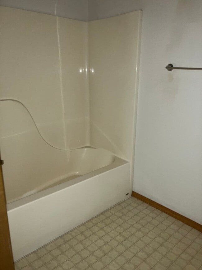 Foto del edificio - 2 BEDROOM, 2 BATH CONDO FOR RENT