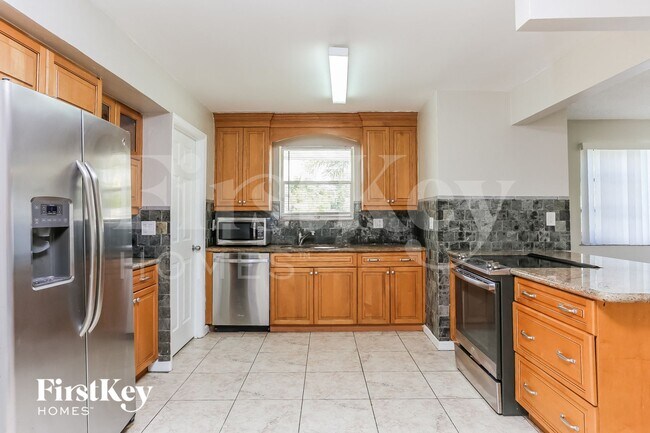 Foto del edificio - 1400 NW 42nd St